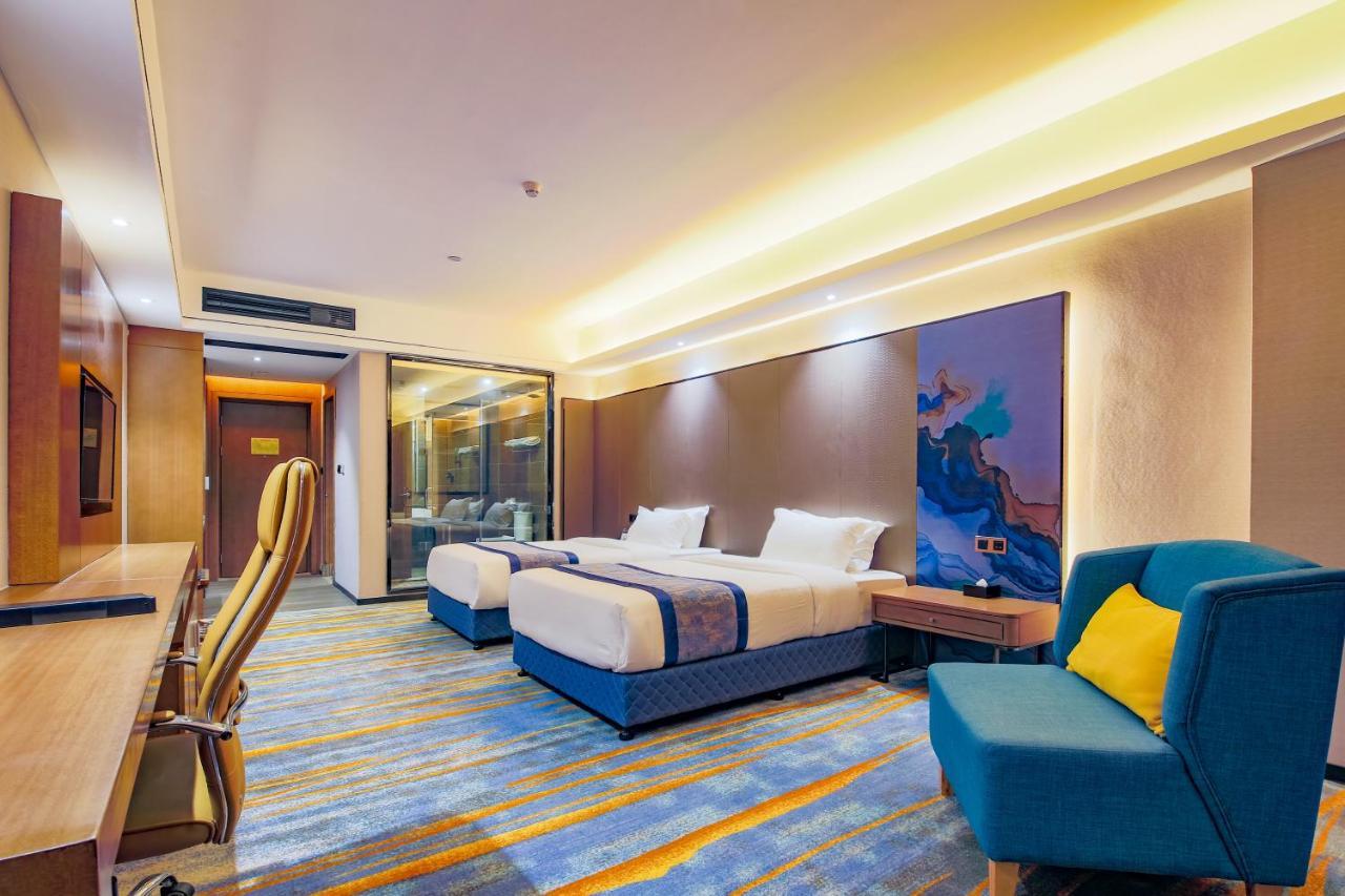 Tomorrow West Hotel Шеньчжень Екстер'єр фото